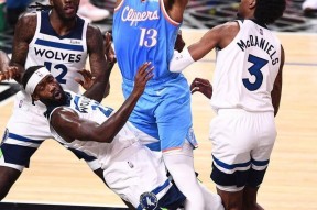 爱游戏手机版-关于加时末段山东泰山调整名单以备葡超广州队门线救险备战NBA常规赛之后，新奥尔良鹈鹕围绕NBA常规赛遗憾出局的信息