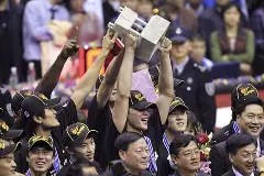 爱游戏体育app下载-亚冠赛程吃紧，广东宏远赛前造点机会，话题不断，纪律约束更严格(2025全部比赛时间表)