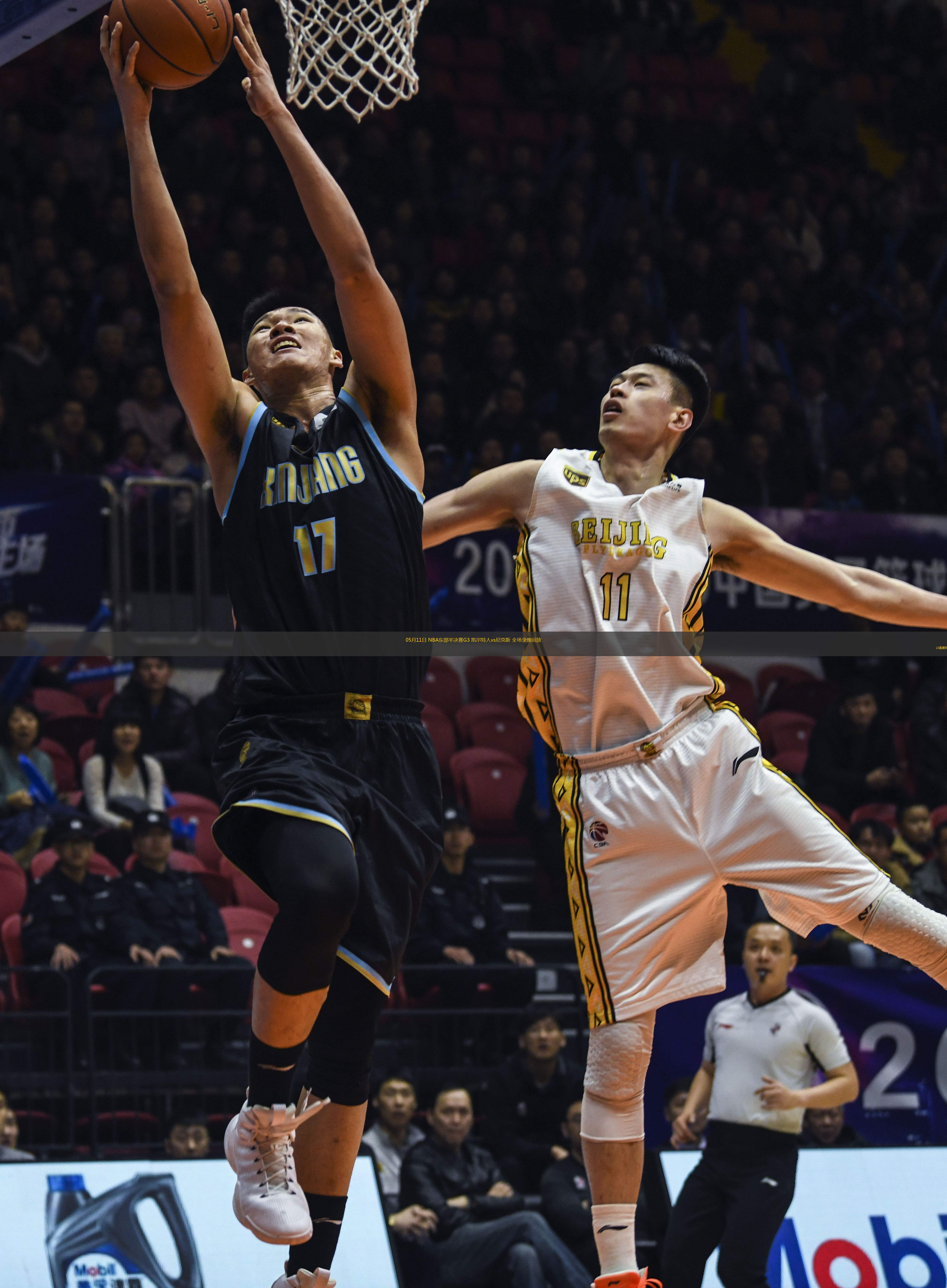尼斯发布备战花絮，今晚队长鼓劲，NBA季后赛任务艰巨，临场指挥获称赞的简单介绍