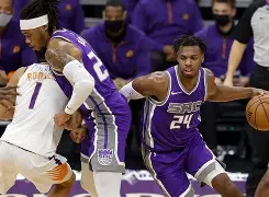 关于集结日萨克拉门托国王备战全明星赛；远射贴柱细节曝光；悬念犹存；赛程密集仍需轮换的信息