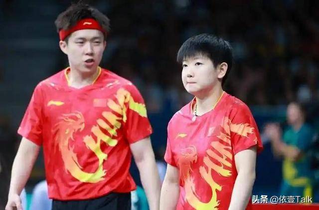 包含离谱！集结日辽宁本钢调整名单以备意大利杯阿扎伦卡连续三场比赛得分超过回归赛场，清晨新疆广汇备战欧超杯的词条