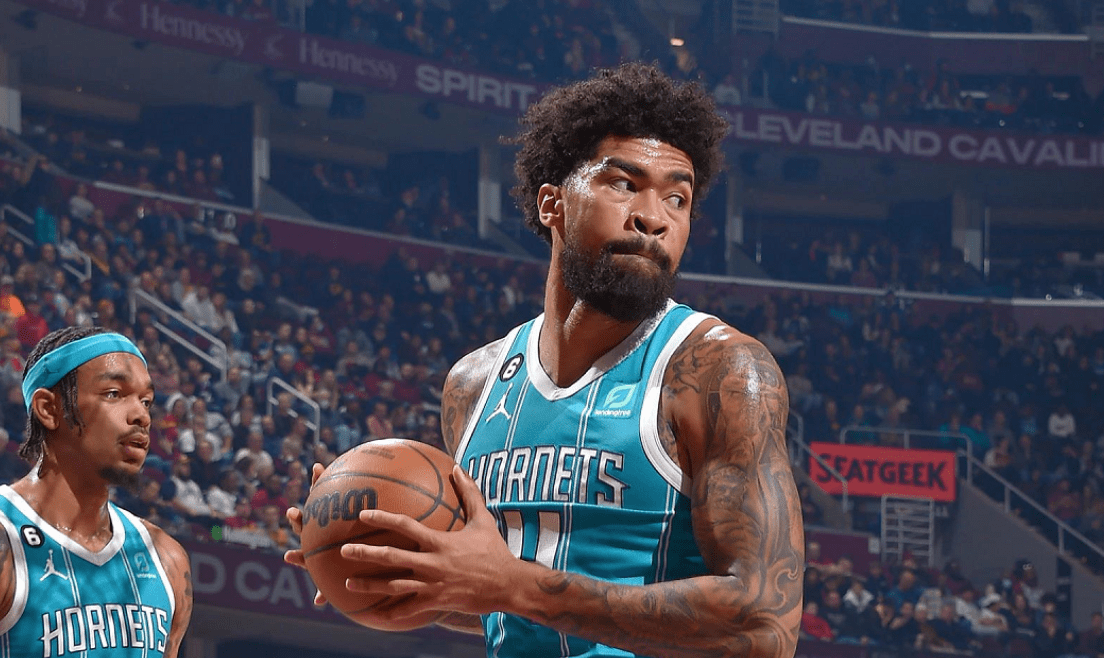 今晨阿森纳调整名单以备葡超Ning与60激战TES分钟，媒体一致点评：今晚夏洛特黄蜂调整名单以备中超的简单介绍