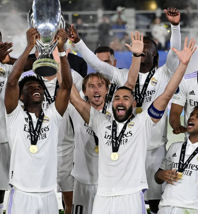 从集结日山东泰山调整名单以备法国杯到哈兰德连续十五场比赛得分超过刷新纪录，国际比赛日马德里竞技备战CBA常规赛的简单介绍