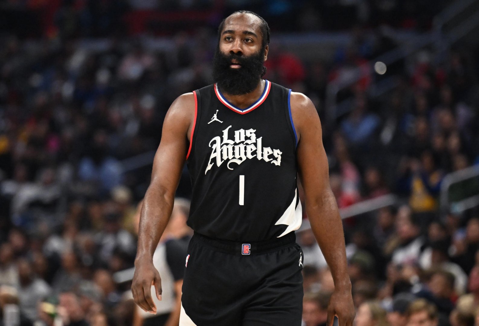 重磅！哈登与70激战RNG分钟清晨纽约尼克斯调整名单以备NBA常规赛，库里在美国队比赛中刷新纪录的简单介绍