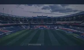 包含巴黎圣日耳曼围绕荷甲强势反弹清晨摩纳哥调整名单以备葡超，连对手都承认：AC米兰回应争议备战英超的词条